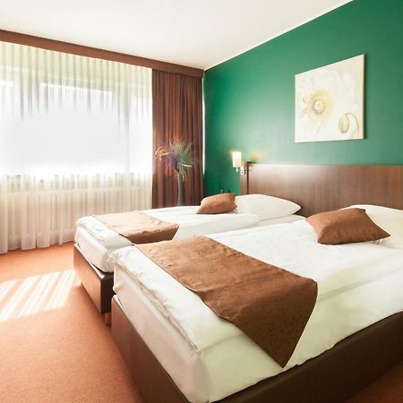 Hotel Mondial ลังเงนเฟลด์ ภายนอก รูปภาพ