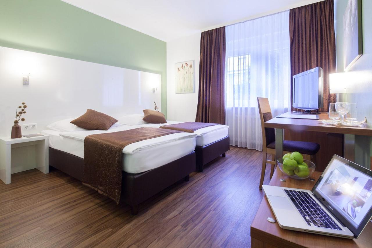 Hotel Mondial ลังเงนเฟลด์ ภายนอก รูปภาพ